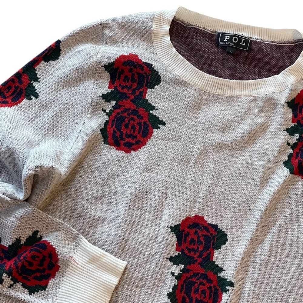 POL Red Roses Gray Greige Crew Neck Sweater Sz L Floral Print 100% Cotton